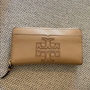 Tory Burch zip around wallet